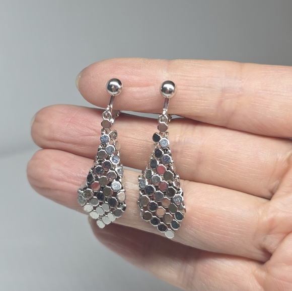 Elegant Silver toned Cluster dangle clip on 60s 70s disco Earrings - Picture 8 of 9